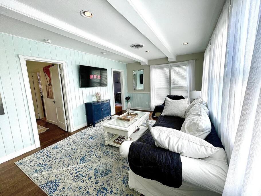 Cozy Sanctuary Minutes From The Bay And Beaches 탬파 외부 사진